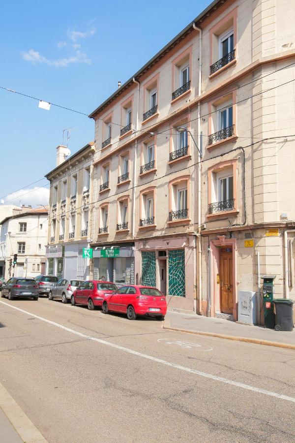 Apartmán Le Retro, T2 Hypercentre Chic Et Cosy, Wifi Par Sovalfi Saint-Etienne  Exteriér fotografie